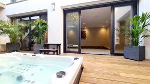 Jacuzzi